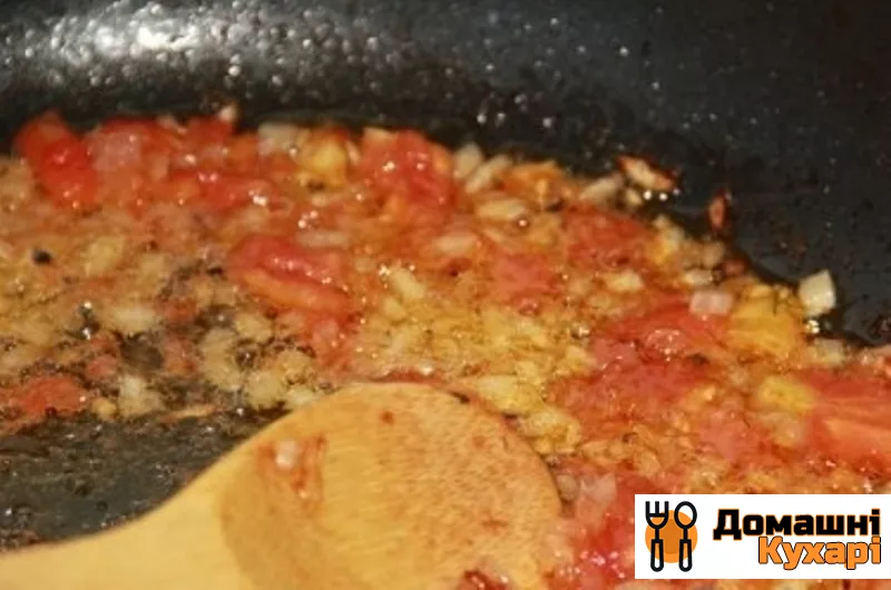 Курячі котлети в томатному соусі - фото крок 3