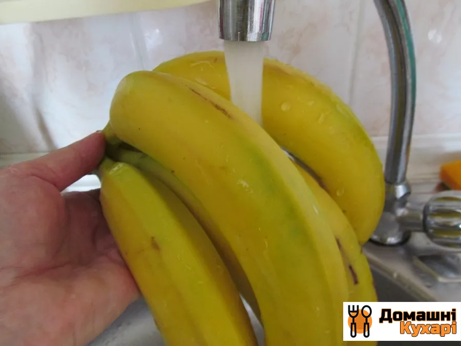 Квас з бананової шкірки - фото крок 1